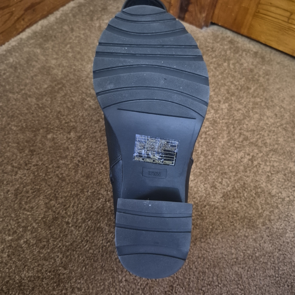 Torrid Chelsea Lugg Boots - Picture 4 of 6